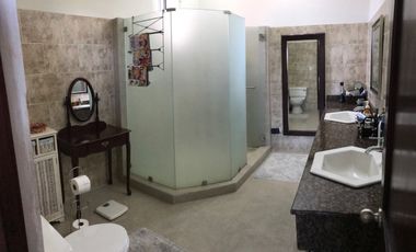 Espaciosa Residencia en Santa Clara (TPJ)