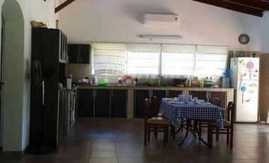 Vendo Hermosa casa con pileta, en pueblo esther. 1000m2. Oportunidad