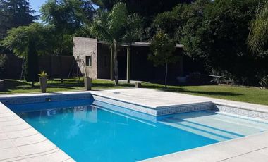 Vendo Hermosa casa con pileta, en pueblo esther. 1000m2. Oportunidad