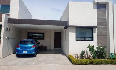 Venta/Renta Casa en Fracc. Dellaterra en Aguascalientes