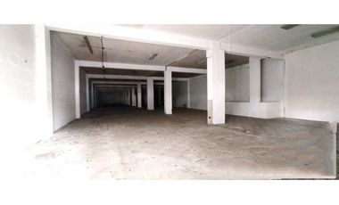 Se Alquilan Locales en Via España desde $1500, sobre via principal!!