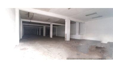 Se Alquilan Locales en Via España desde $1500, sobre via principal!!