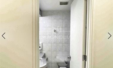 Arriendo amplia oficina vista despejada, El Golf, Las Condes