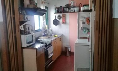 VENTA Villa Ballester Ph a 2 cuadras de estacion Malaver
