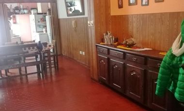 VENTA Villa Ballester Ph a 2 cuadras de estacion Malaver