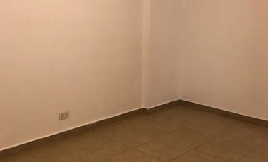 Departamento dos ambientes amplio, centro de San Miguel.
