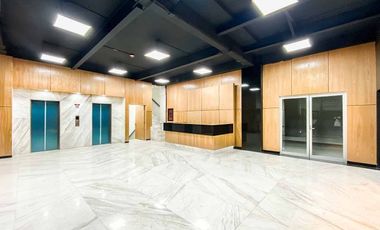 Edificio en venta totalmente remodelado en Periférico Sur