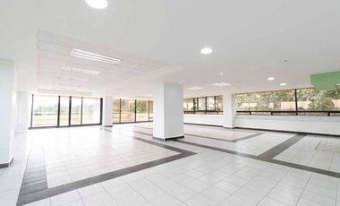 Edificio en venta totalmente remodelado en Periférico Sur