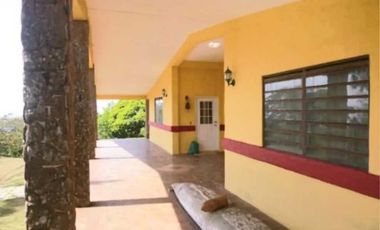 CASA EN VENTA ALTOS DE CERRO AZUL CON MUCHO TERRENO VISTA A LA CASCADA