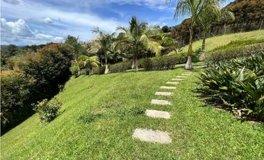 Casa Campestre en Rionegro, sector Tunel de Oriente