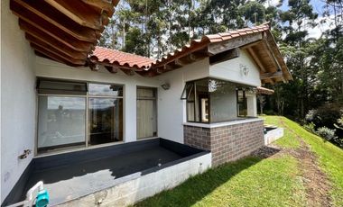 Casa Campestre en Rionegro, sector Tunel de Oriente