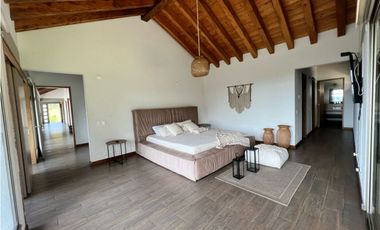 Casa Campestre en Rionegro, sector Tunel de Oriente
