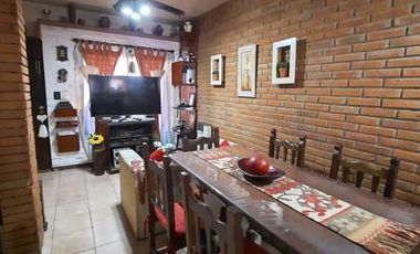 TRIPLEX  VENTA RAMOS MEJIA SUR 4 AMBIENTES