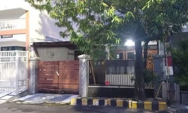 Dijual Rumah Semolowaru Indah, Siap Huni , Dekat Klampis, Surabaya Timur