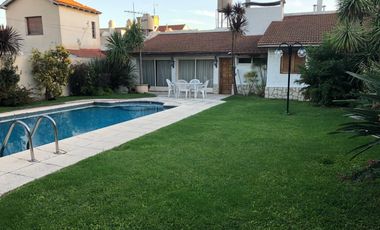 Chalet en Venta Ramos Mejia / La Matanza (A108 6669)