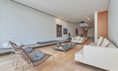 Casa / residencia 5 ambientes en venta - Barrio Parque