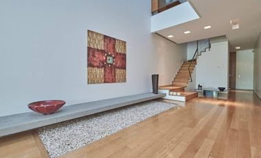Casa / residencia 5 ambientes en venta - Barrio Parque