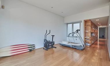 Casa / residencia 5 ambientes en venta - Barrio Parque