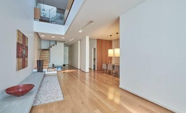 Casa / residencia 5 ambientes en venta - Barrio Parque
