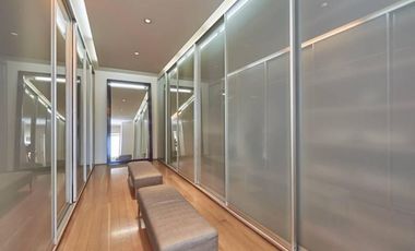 Casa / residencia 5 ambientes en venta - Barrio Parque