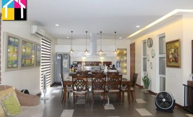 FOR SALE SPACIOUS HOUSE WITH BASEMENT IN CEBU CITY