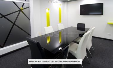 edificio en arriendo/venta en maldonado. Cod A5062