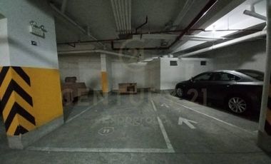 VENTA DE DEPARTAMENTO CASUARINAS SUR 175M2 SANTIAGO DE SURCO