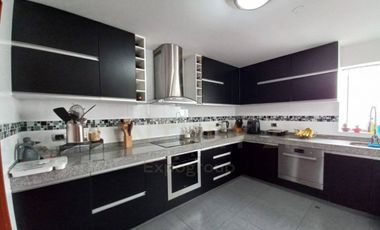 VENTA DE DEPARTAMENTO CASUARINAS SUR 175M2 SANTIAGO DE SURCO