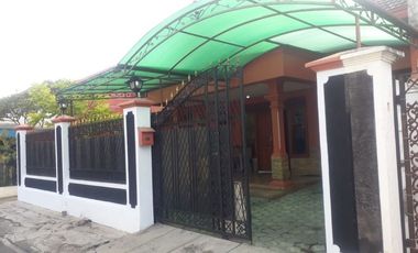 Rumah dijual kerten