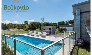 CASA EN VENTA EN COSTA ESMERALDA - RESIDENCIAL I 528
