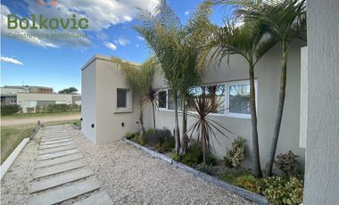 CASA EN VENTA EN COSTA ESMERALDA - RESIDENCIAL I 528