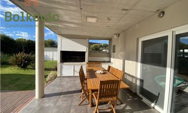 CASA EN VENTA EN COSTA ESMERALDA - RESIDENCIAL I 528