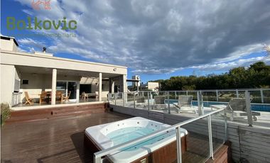 CASA EN VENTA EN COSTA ESMERALDA - RESIDENCIAL I 528
