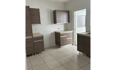 VENDO CASA  PH VICTORIA BRISAS DEL GOLF PASEO DEL NORTE