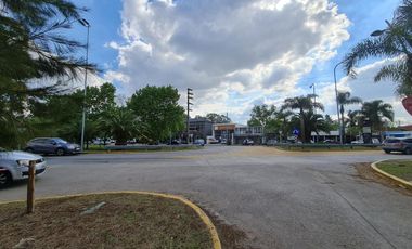 Alquiler LOTE EN ESQUINA DE 436 M2 EN LA ROTONDA DE PUNTO TIGRE - IDEAL COMERCIAL