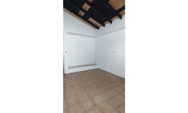 Casa comercial o residencial en arriendo