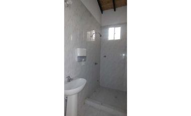 Casa comercial o residencial en arriendo