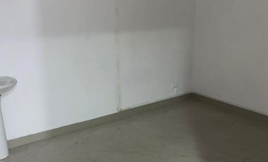 casa en arriendo en la riviera. Cod A1604