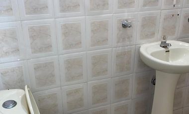 casa en arriendo en la riviera. Cod A1604