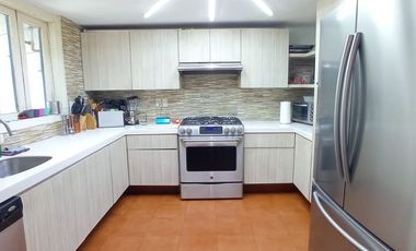 CASA EN VENTA EN LOMAS DEL SOL CON VIGILANCIA