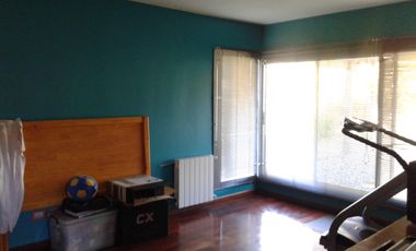 HERMOSA CASA CON AMPLIO PARQUE EN IBARLUCEA- se acepta departamento como parte de pago