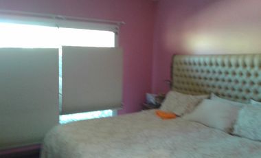 HERMOSA CASA CON AMPLIO PARQUE EN IBARLUCEA- se acepta departamento como parte de pago