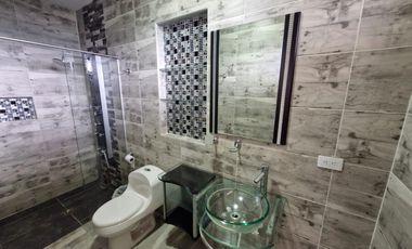 casa en arriendo en las lomitas. Cod A512129
