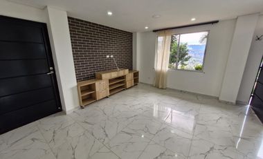 casa en arriendo en las lomitas. Cod A512129