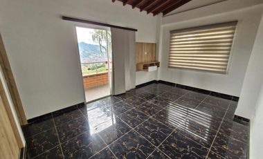 casa en arriendo en las lomitas. Cod A512129