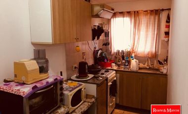 DUPLEX 3 AMB C/COCHERA Y DOS BAÑOS SOBRE SALERNO AL 1000