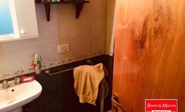 DUPLEX 3 AMB C/COCHERA Y DOS BAÑOS SOBRE SALERNO AL 1000