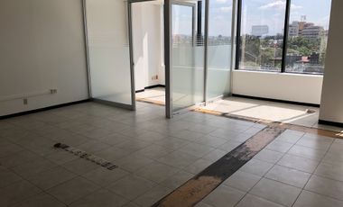 PISO EN RENTA EN AVENIDA CHAPULTEPEC, GDL