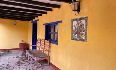 Casa en renta en Valle de Bravo, a unas cuadras del jardín principal