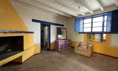 Casa en renta en Valle de Bravo, a unas cuadras del jardín principal